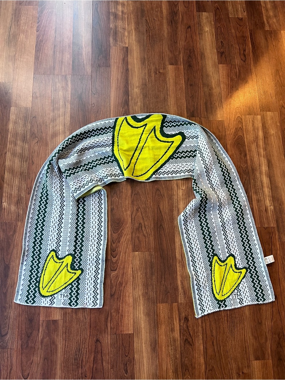 Oregon Ducks Forever Collectibles Big Duck Foot Print Knit Scarf
